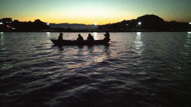 Begnas Boat - Begnas Boat, 538V+99Q, Lekhnath 33700, Nepal