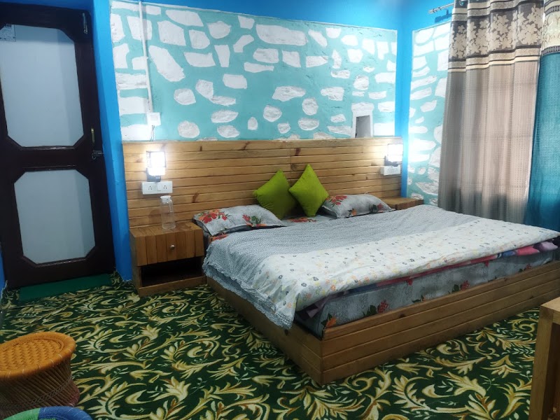 Auli Tourism - Auli Tourism, tower canteen, near, Auli Rd, Joshimath, Auli Laga Salude, Uttarakhand 246443, India