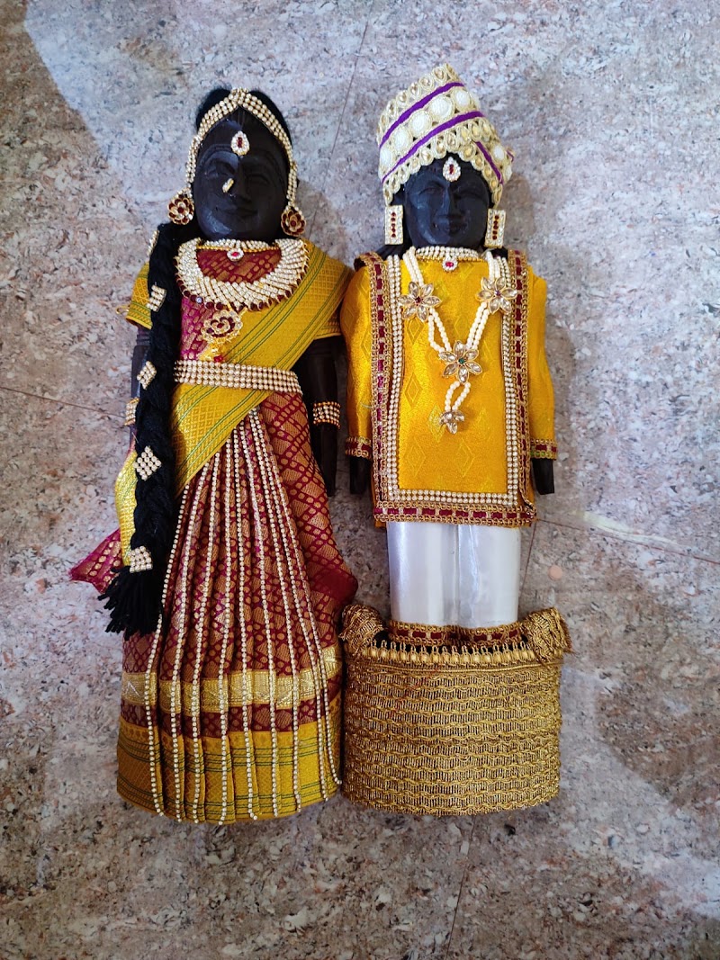 Channapatna Toys in Bengaluru - Channapatna Toys in Bengaluru, ULLALA ROAD SIGNAL SVK KALAYANA MANTAPA, BUS STOP, near UNIVERSITY QUATERS, Dasarahalli, Jnananjyothinagar, Srirama Layout, Jnana Ganga Nagar, Bengaluru, Karnataka 560056, India