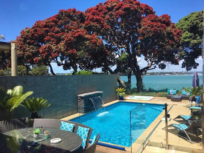 Sea View Guest House - Sea View Guest House 17 Heath Avenue, Northcote, Auckland 0627, New Zealand
