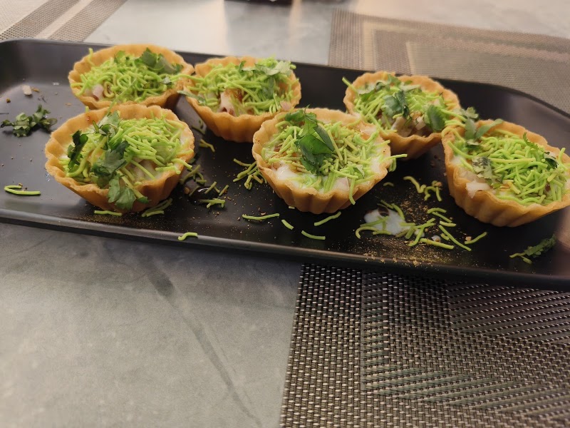Chaat Di Hatti Khariar Road - Chaat Di Hatti Khariar Road, VGR6+F7M, Gopalpur- Raipur Rd, Khariar - Bhandarpuri Rd, Baniyatora, Odisha 766104, India