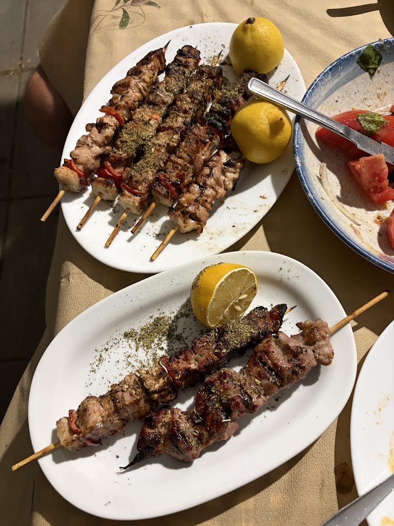 Restaurant - Grill House Vassilis - Restaurant - Grill House Vassilis, Sfiggos 13, Athina 117 45, Greece