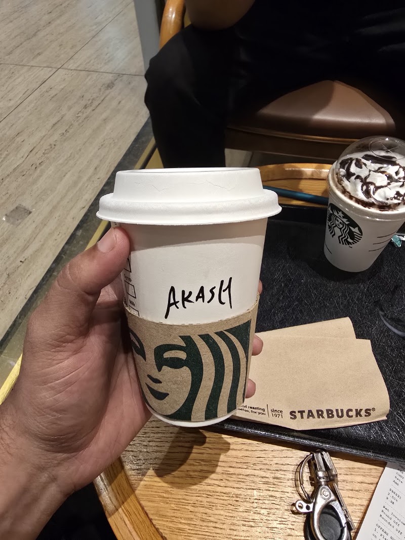 Starbucks - Sambhaji Nagar - Starbucks - Sambhaji Nagar, Block No 8 to 10, Bizzone Tower, Connaught place, CIDCO Cannought, Cidco, Chhatrapati Sambhajinagar, Maharashtra 431003, India