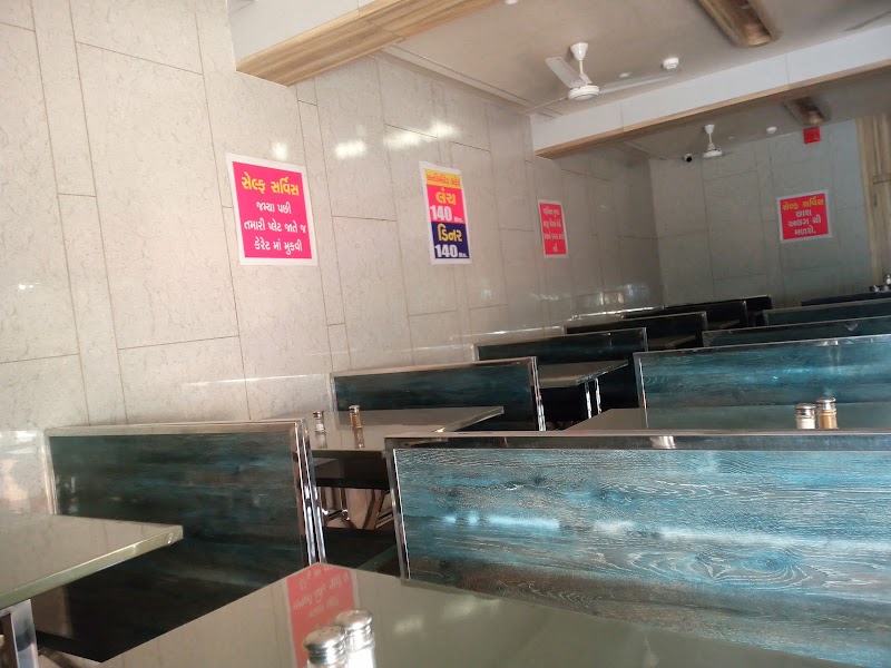 Hotel Cosy - Hotel Cosy, XHFH+CH8 Lalit warehouse, Narol - Sarkhej Rd, Narolgam, Ahmedabad, Gujarat 382405, India