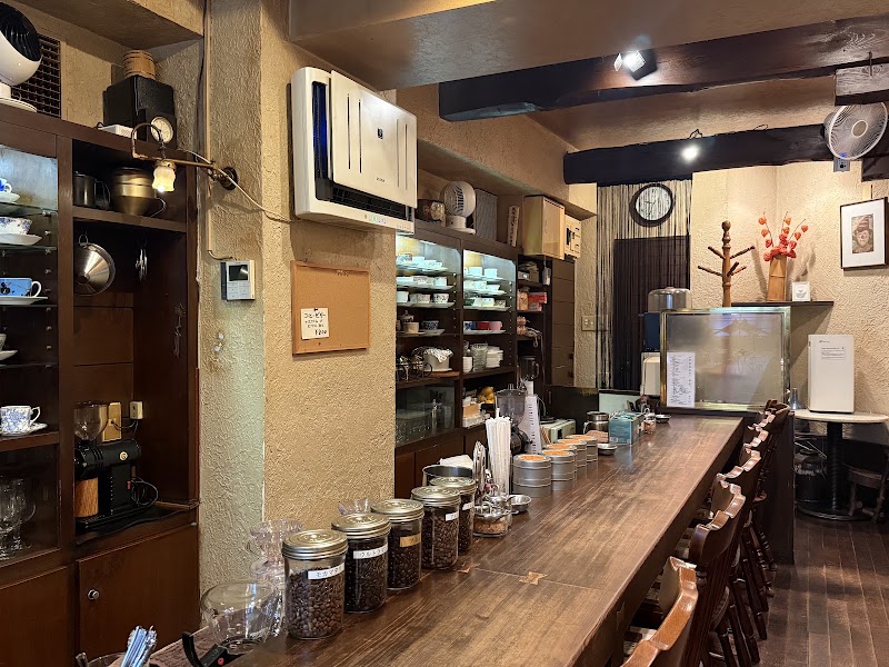 Poppins Coffee and Tea - Poppins Coffee and Tea 4-chōme-27-17 Kōenjiminami, Suginami City, Tokyo 166-0003, Japan
