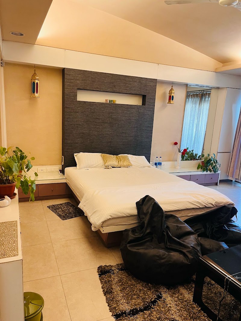 Yash Homestay - Yash Homestay Kashi, Yash Restro, 1078/A/1, behind Shah Furniture, Nandanvan, Nagpur, Maharashtra 440024, India