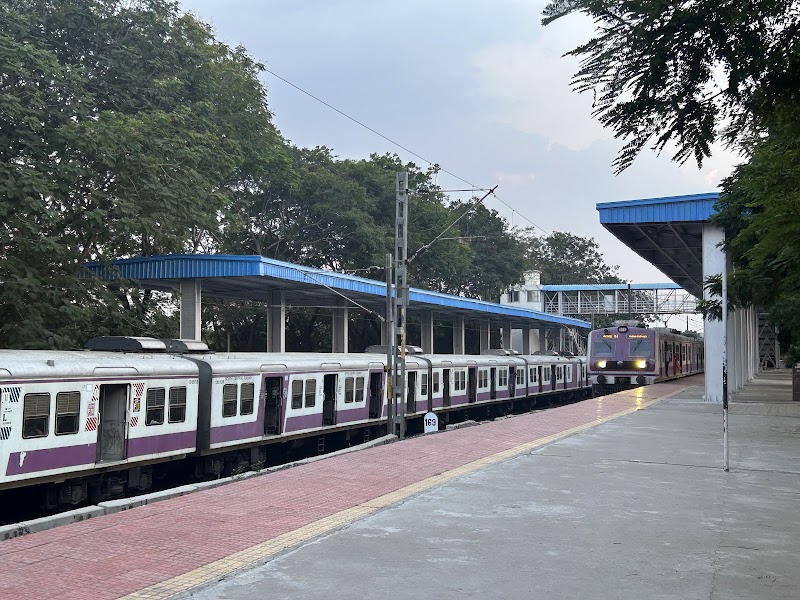 Hi-Tech City - Hi-Tech City, Hitech City station Foot Over Bridge, Izzathnagar, Hyderabad, Telangana 500072, India