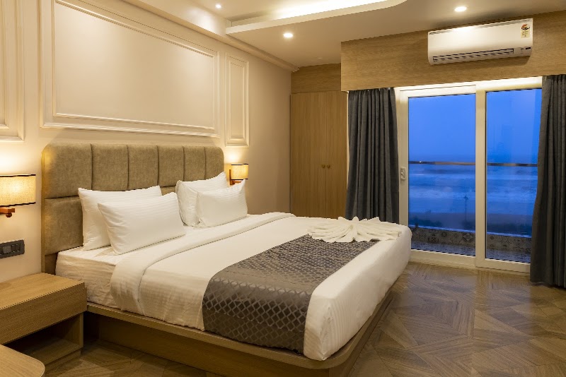 SKS BEACH HOTEL & SPA - SKS BEACH HOTEL & SPA New Marine Drive Rd, Baliapanda Rd, Sipasarubali, Baliapanda Housing Board Colony, Puri, Odisha 752001, India