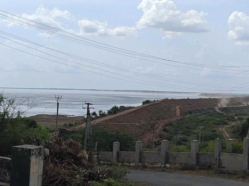 Kandaleru dam view - Kandaleru dam view 8JFC+3H, Kambhalapalle, Andhra Pradesh 524408, India