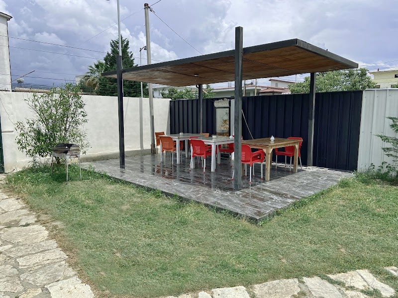 Guesthouse Niko - Guesthouse Niko, Rruga Santa Lucia, Berat 5001, Albania