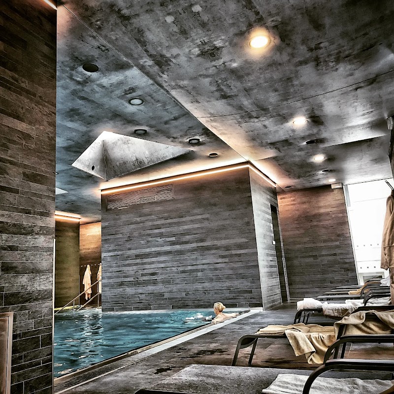 SPA FRANZISKA - SPA FRANZISKA, Mírové nám. 2, 360 01 Karlovy Vary-Karlovy Vary 1, Czechia