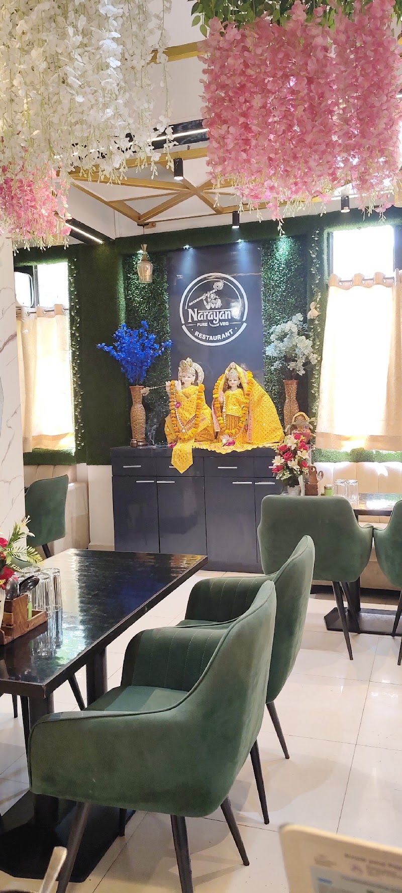 NARAYAN'S PURE VEG RESTAURANT