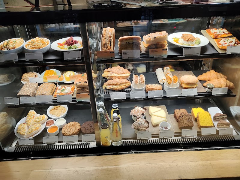 Starbucks - Starbucks Old No 42, Gf, Ramanashree Arcade, Kids Kemp, No 18, Mahatma Gandhi Rd, Craig Park Layout, Ashok Nagar, Bengaluru, Karnataka 560001, India