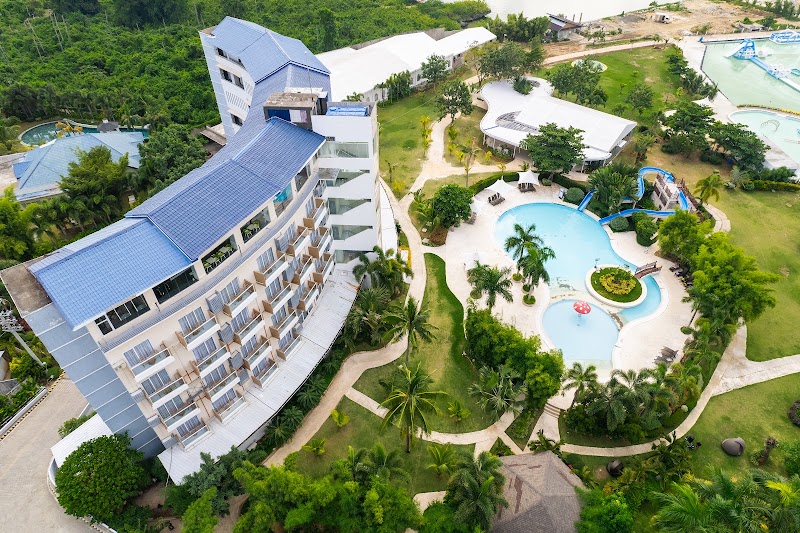 Solea Mactan Resort and Waterpark, Cebu - Solea Mactan Resort and Waterpark, Cebu, Victor Wahing Street, Alegria, Cordova, 6017 Cebu, Philippines