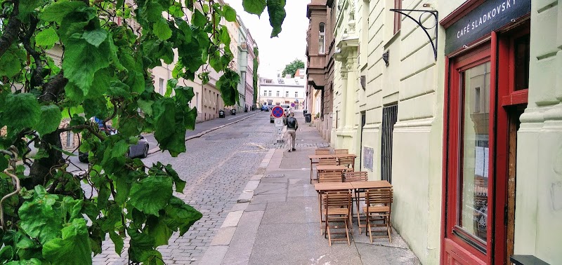 Café Sladkovský - Café Sladkovský Sevastopolská 17, 101 00 Praha 10-Vršovice, Czechia