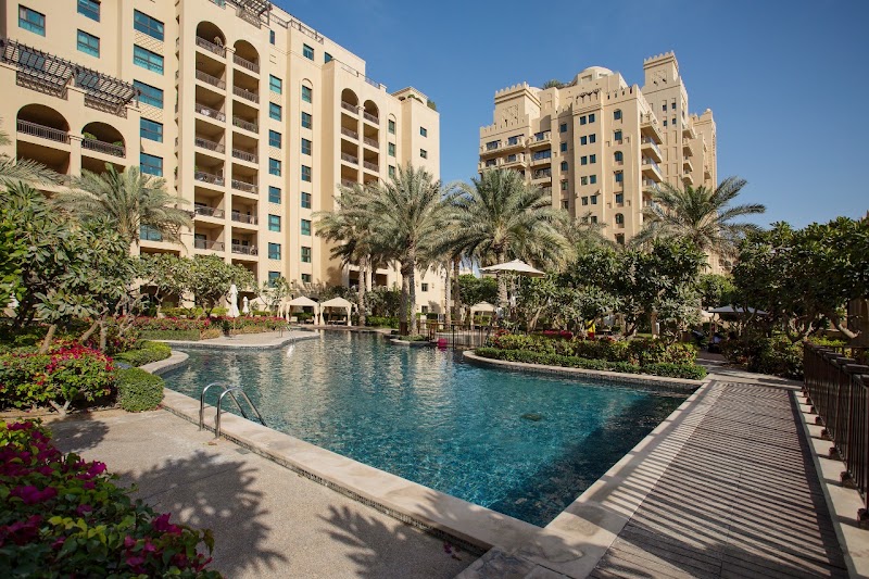 Palm Jumeirah North/South Residence - Palm Jumeirah North/South Residence 446R+92G Palm - Jumeirah Rd - Nakhlat Jumeira - Dubai - United Arab Emirates