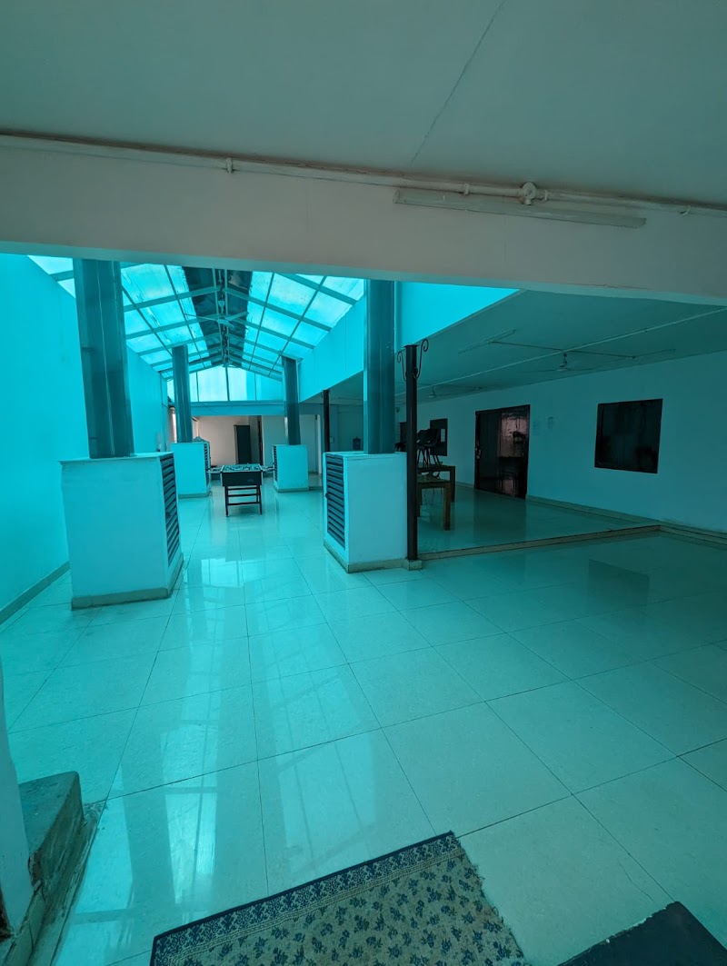 Blossom Stayz - Blossom Stayz Plot No. G18, Block G, Sushant Lok 2, Sector 57, Gurugram, Haryana 122011, India