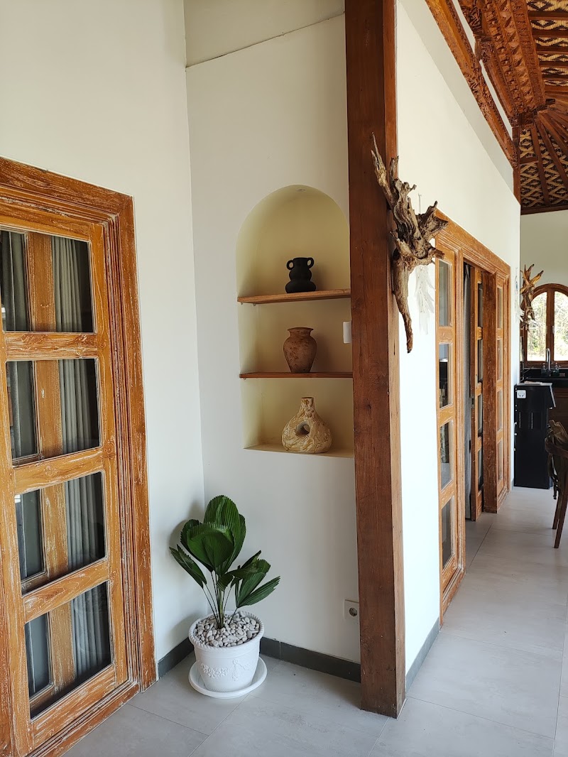 Joglow Clasica Uluwatu - Joglow Clasica Uluwatu Gg. Pucuk Jl. Batu Kandik No.11, Pecatu, Kec. Kuta Sel., Kabupaten Badung, Bali 80361, Indonesia