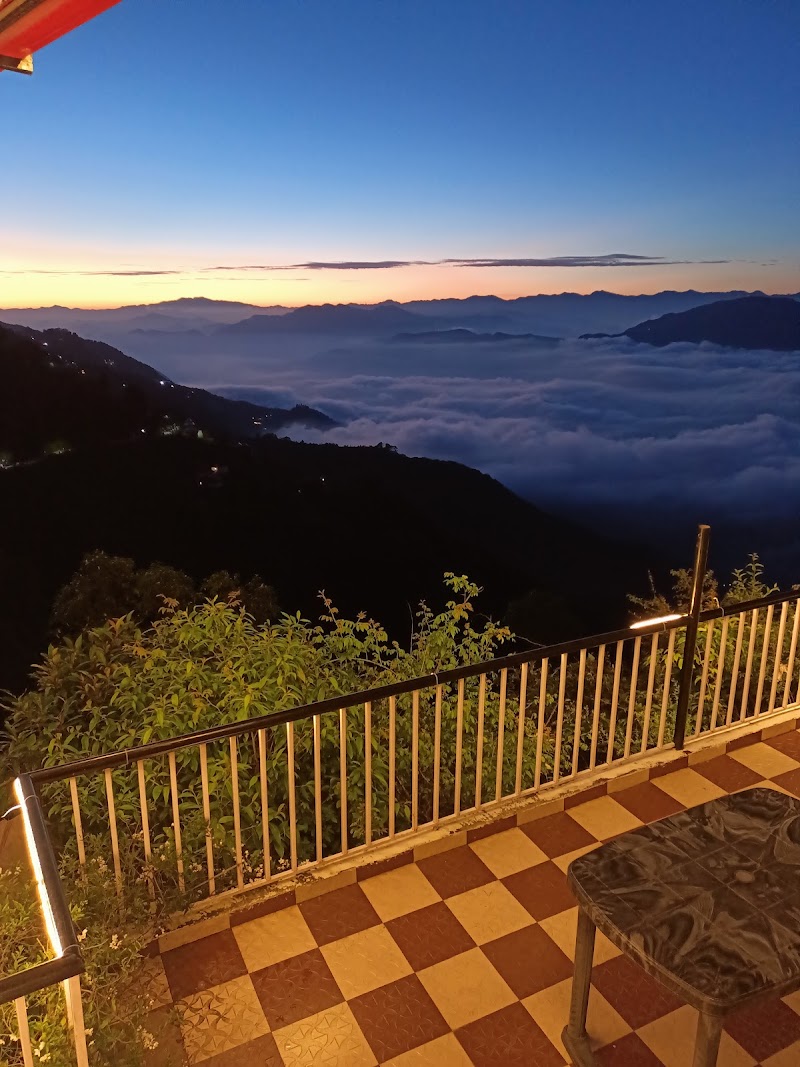 Pushp Homestay - Pushp Homestay, Camels Back Rd, The Mall Road, Mussoorie, Uttarakhand 248179, India