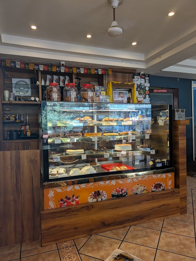 Dana Coffee House and German Bakery - Dana Coffee House and German Bakery, Mall Road 1st Floor Manali ,Chandrabhaga Building House no-269, Ward No 4, Model Town, Siyal, Manali, Himachal Pradesh 175131, India