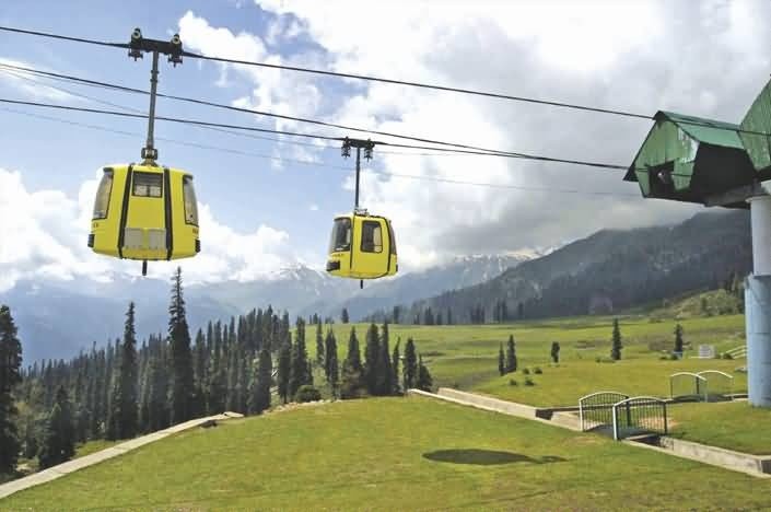 Gulmarg Gondola - Gulmarg Gondola Alambal Road, Gulmarg, Forest Block, 193403