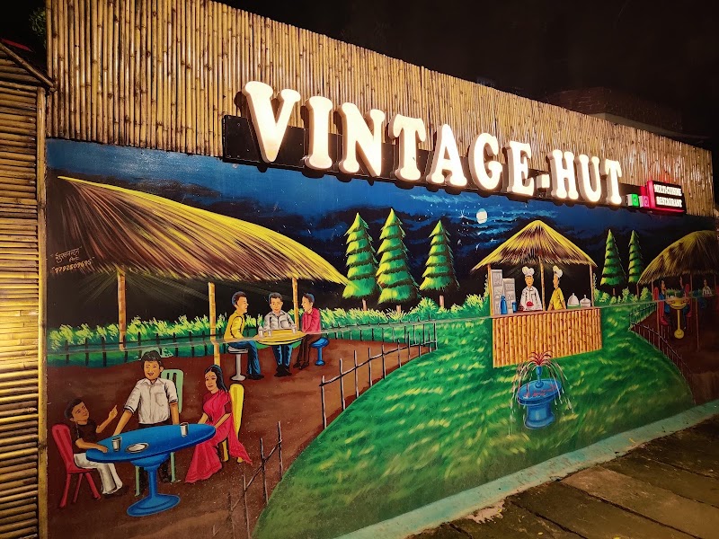 Vintage Hut - Vintage Hut 32, CY Chintamani Rd, Darbhanga Colony, George Town, Prayagraj, Uttar Pradesh 211002, India