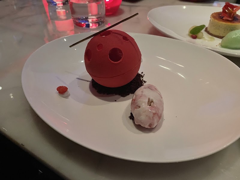 Hakkasan - Hakkasan 2nd Floor, Krystal Building, Waterfield Road, Bandra West, Mumbai, Maharashtra 400050, India