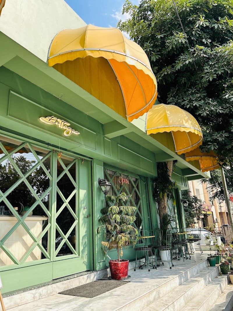 Bottegaa Cafe - Coffee Shop - Bottegaa Cafe - Coffee Shop 34/A, near New Fatehpura, near Fateh Sagar Lake, New Fatehpura, Panchwati, Udaipur, Rajasthan 313004, India