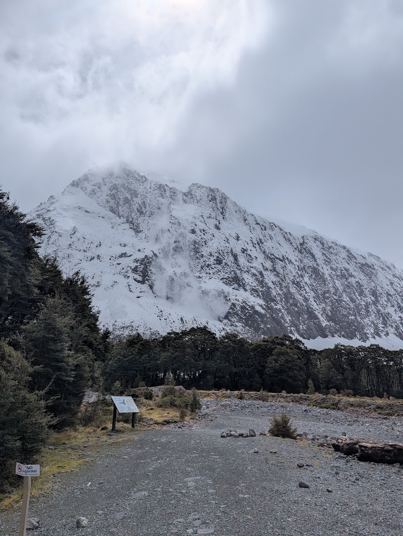 Gertrude Valley Lookout - Gertrude Valley Lookout, Milford Sound Highway, Southland Region 9679, New Zealand