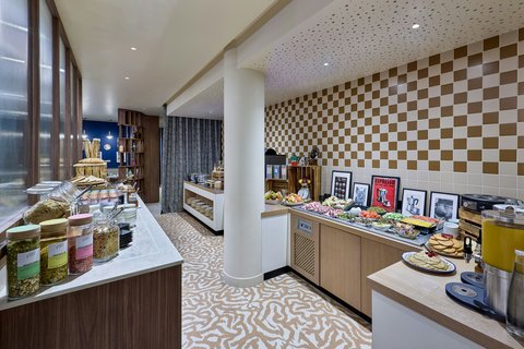 Four Points by Sheraton Paris Charles de Gaulle Airport - Four Points by Sheraton Paris Charles de Gaulle Airport, 4 All. du Verger, 95700 Roissy-en-France, France