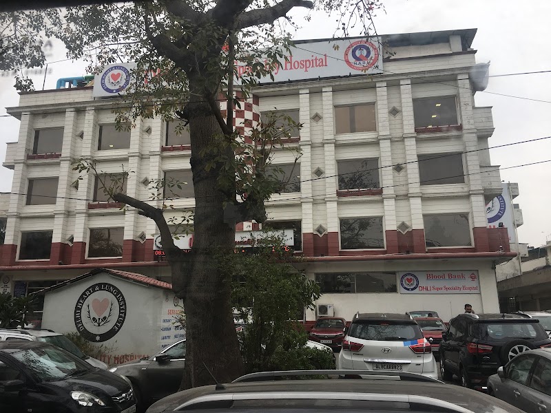 Delhi Heart & Lung Institute - Delhi Heart & Lung Institute Metro Station R.k. Ashram Marg, 2, Panchkuian Rd, near RK, Type 4, Block B, Aram Bagh, Paharganj, New Delhi, Delhi 110055, India