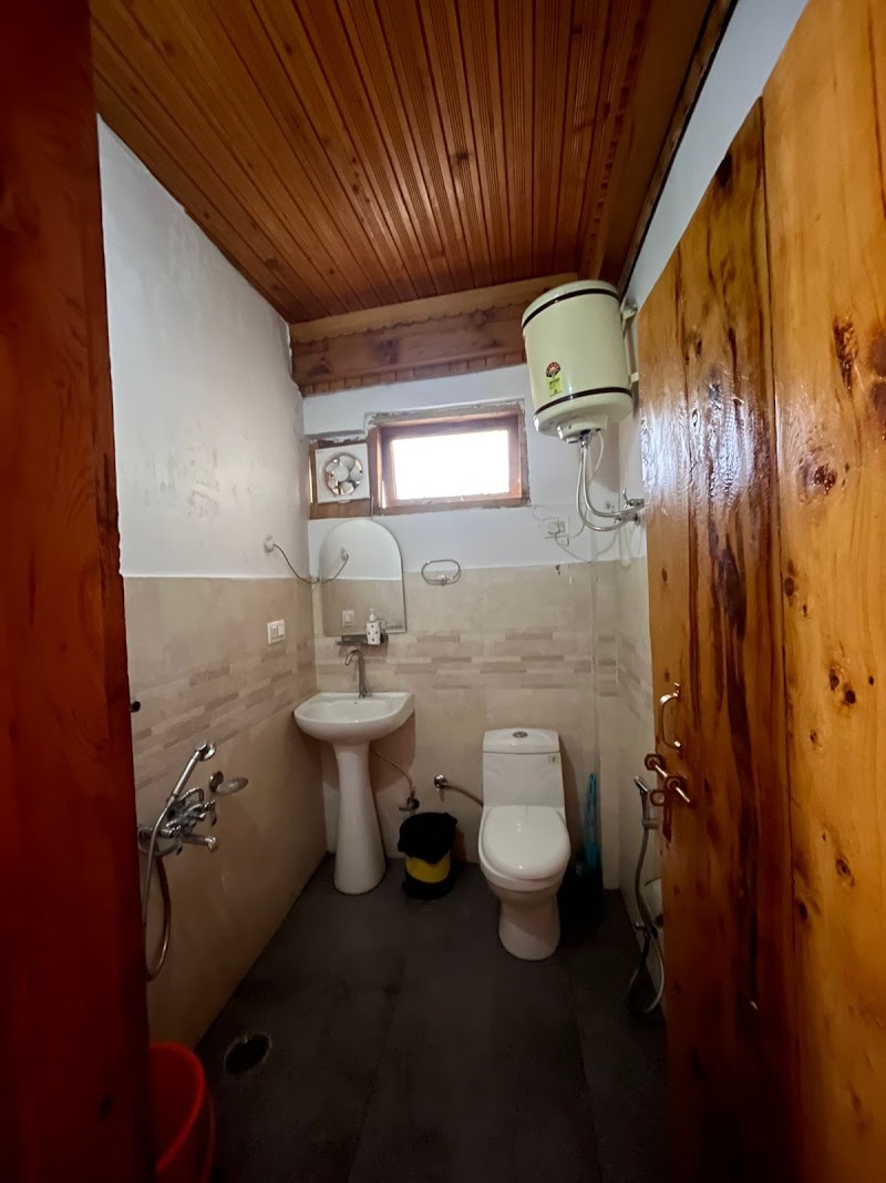 Jibhi Diaries Homestay - Jibhi Diaries Homestay Village ghiyagi post office jibhi, tehsil, Banjar, Ghiyagi, Himachal Pradesh 175123, India