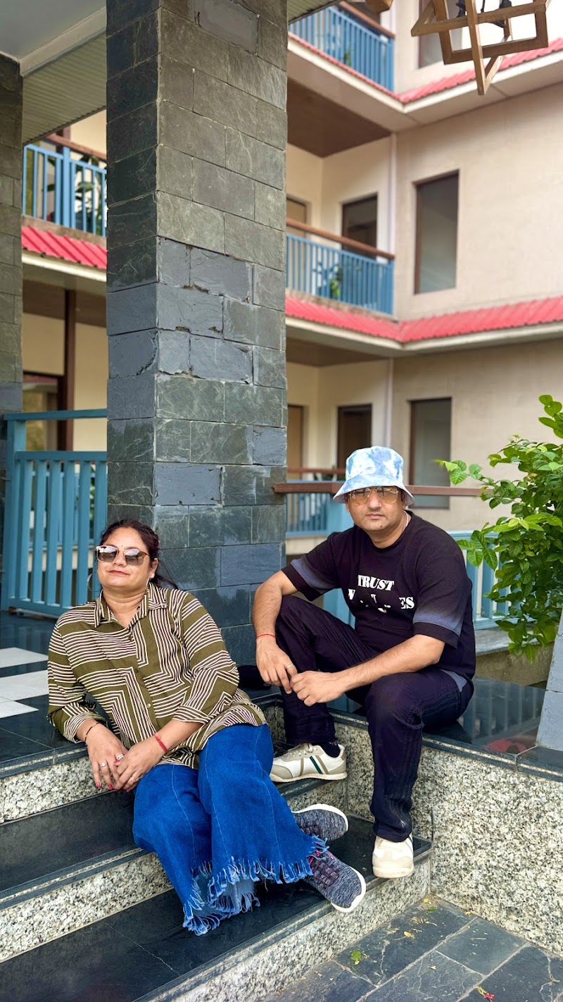 HOTEL DALHOUSIE INN - HOTEL DALHOUSIE INN, Petrol Pump, Goli, Dalhousie, Himachal Pradesh 176306, India
