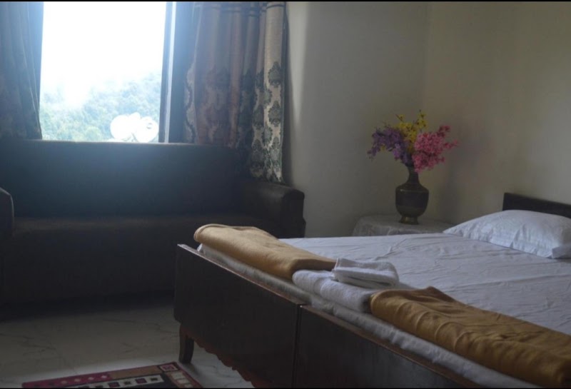 Laxmi Kutteer Homestay - Laxmi Kutteer Homestay Birla road, Tallital, Nainital, Uttarakhand 263001, India