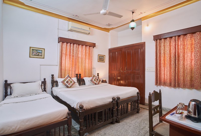 Elysium Retreat- The Heritage Haveli - Elysium Retreat- The Heritage Haveli Asind Ki Haveli, 949, City Palace Rd, Jagdish Chowk, Udaipur, Rajasthan 313001, India