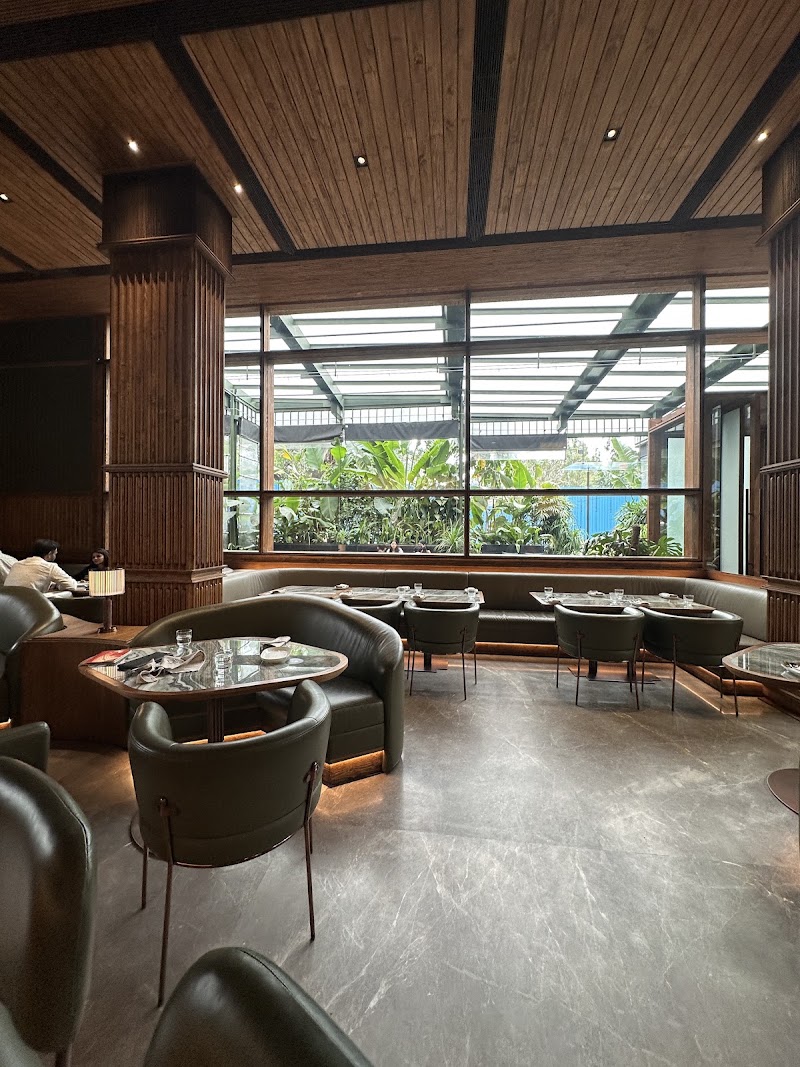 Muro - Muro 5, Museum Rd, next to Toscano Restaurant, Shanthala Nagar, Ashok Nagar, Bengaluru, Karnataka 560001, India