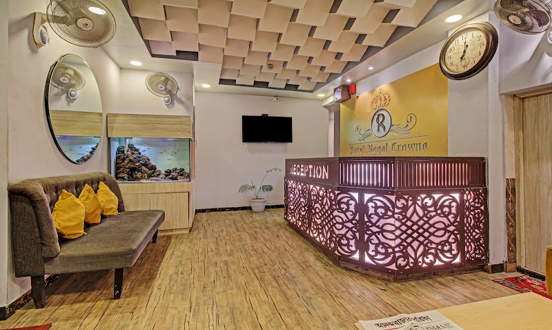 Hotel Royal Crowne - Hotel Royal Crowne 86, Ramakrishna Road Italgacha Main Road, No 1 Enter, the Mandir Masjid Road and take, the 2nd right, near Airport Gate, 2nd Cross, Motilal Colony, Rajbari, Dum Dum, Kolkata, West Bengal 700079, India