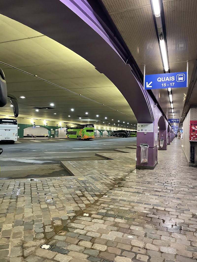 Parking Saemes Bercy Autocars - Parking Saemes Bercy Autocars 51 Rue de Bercy, 75012 Paris, France