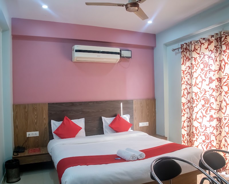 Hotel Thikana Palace - Hotel Thikana Palace 11, Fateh Singh Market, Hotel, Palace Road, opp. ITC RAJPUTANA, Gopalbari, Jaipur, Rajasthan 302006, India