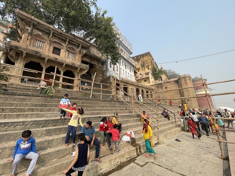 Tulsi Ghat, (Varanasi) - Tulsi Ghat, (Varanasi) Tulsi ghat B2, B 2/40, Assi Rd, Ghats of Varanasi, Shivala, Varanasi, Uttar Pradesh 221001, India