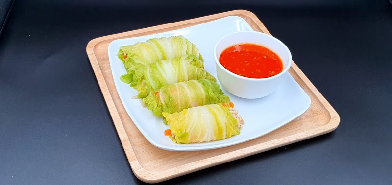 Nee's Kitchen - Nee's Kitchen ตึกไชน่าเวิลด์ ชั้น 4 Phahurat Rd, Khwaeng Wang Burapha Phirom, Khet Phra Nakhon, Krung Thep Maha Nakhon 10200, Thailand