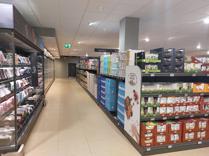 ALDI SUISSE - ALDI SUISSE, Seetalstrasse 11, 6020 Emmen, Switzerland