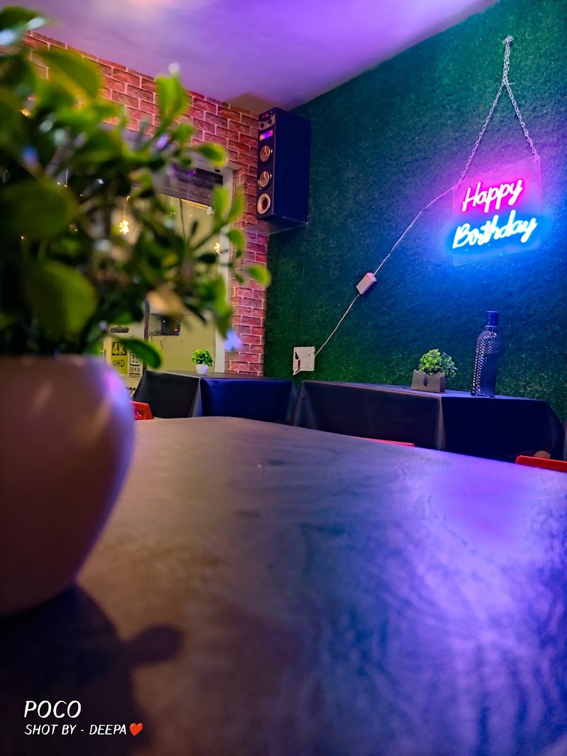 The moonlight cafe - The moonlight cafe, BORODIPA CHOUK PUSORE, बोरोडिपा, Pusaur, Chhattisgarh 496440, India