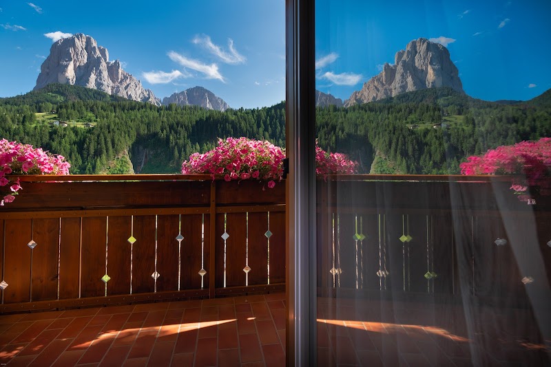 Hotel Ciamp - Hotel Ciamp Str. Val, 5, 39047 Santa Cristina Valgardena BZ, Italy