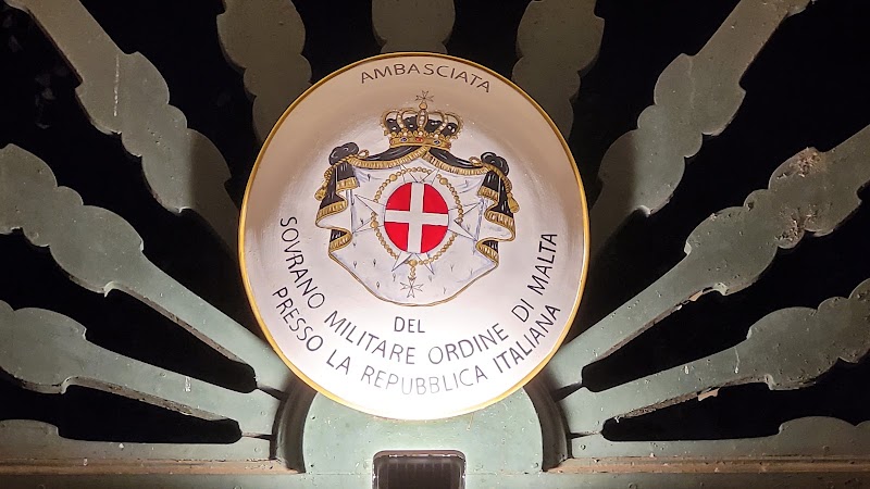 Knights of Malta Keyhole - Knights of Malta Keyhole, Piazza dei Cavalieri di Malta, 3, 00153 Roma RM, Italy