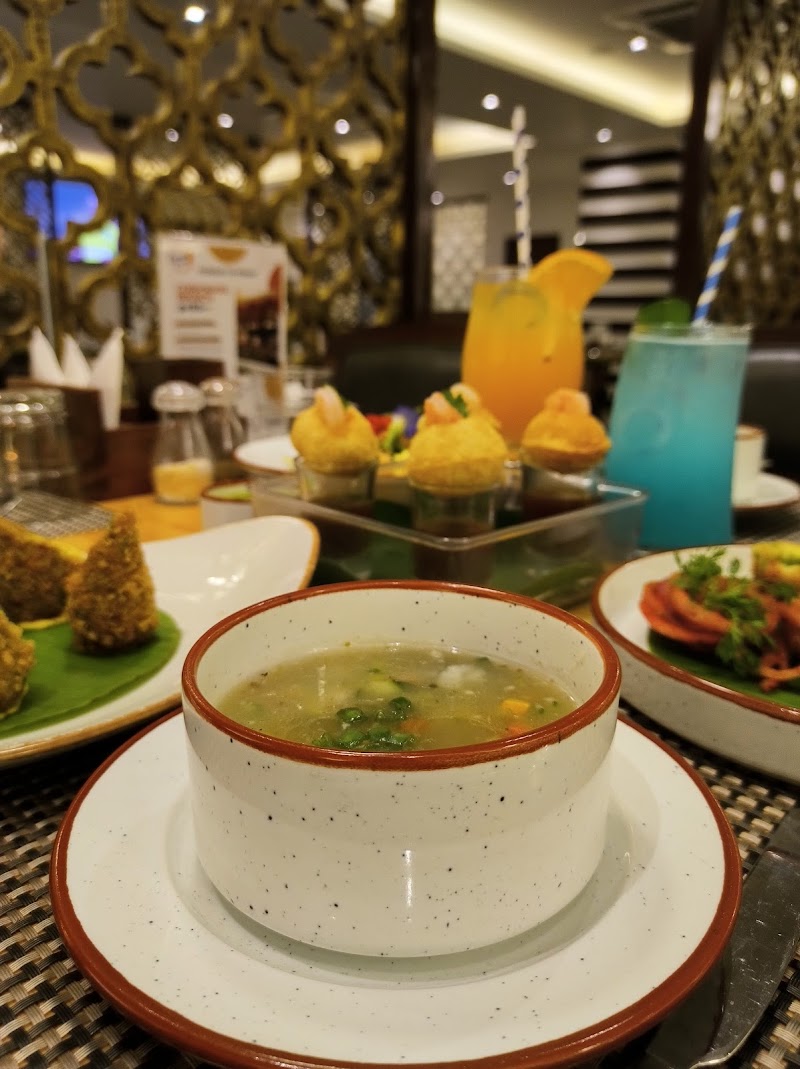 Ocean Kitchen Fine Dine - Ocean Kitchen Fine Dine Goldline Business Center, New Link Rd, near Greens Restaurant, Malad, Ram Nagar, Malad West, Mumbai, Maharashtra 400064, India