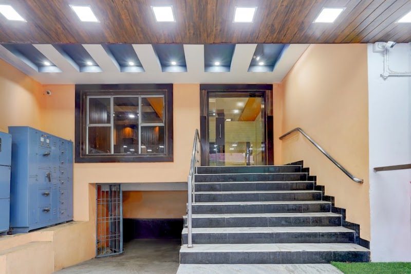 Super Hotel O Pondicherry City Centre - Super Hotel O Pondicherry City Centre, Hotel, 468 south street, MG ROAD, near by NEW MEDICAL CENTER, MG Road Area, Puducherry, 605001, India