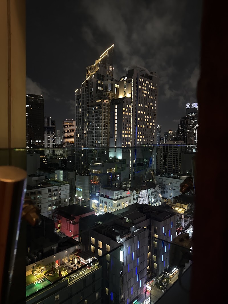 Bawarchi Rooftop Indian Restaurant - Bawarchi Rooftop Indian Restaurant 75, Solitaire Bangkok, 23 Sukhumvit 11 75, Khwaeng Khlong Toei Nuea, Watthana, Krung Thep Maha Nakhon 10110, Thailand