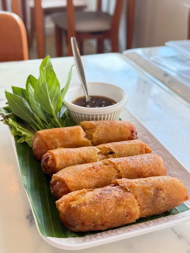 MAY VEGGIE HOME EXPRESS [Sukhumvit23] - MAY VEGGIE HOME EXPRESS [Sukhumvit23] 45 ประสานมิตรพลาซ่า ชั้น 2, Soi Sukhumvit 23, Khwaeng Khlong Toei Nuea, Watthana, Krung Thep Maha Nakhon 10110, Thailand