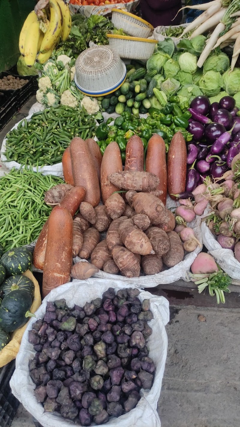Adhikari fruit and vegetable store - Adhikari fruit and vegetable store, Main Market Rd, Bhowali, Sukha, Uttarakhand 263132, India
